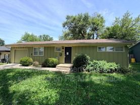 1112 E Elm St - Photo 1 of 1