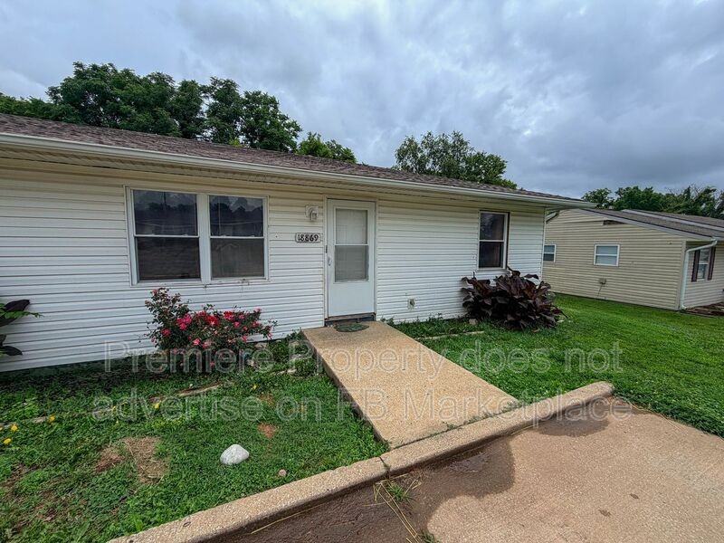 18869 E Wigwam Dr - Photo 2 of 11