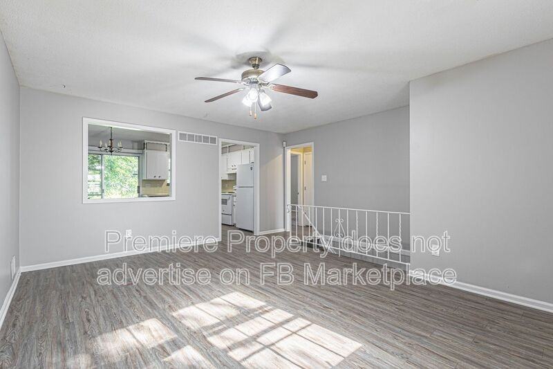 2527 Nw 6th St - Photo 3 of 15