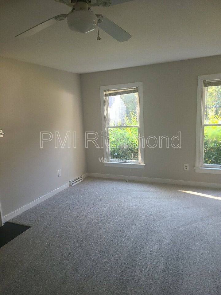 7172 Mill Valley Rd - Photo 3 of 10