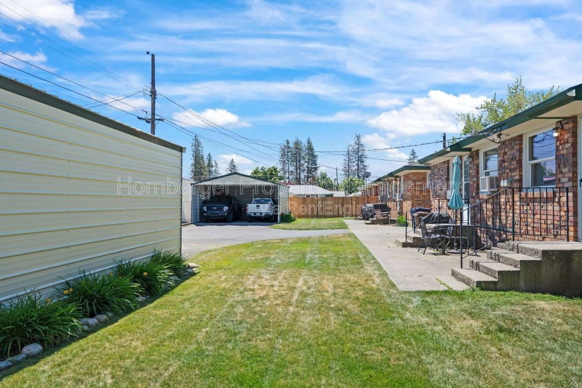 5628 N Assembly St - Photo 2 of 10