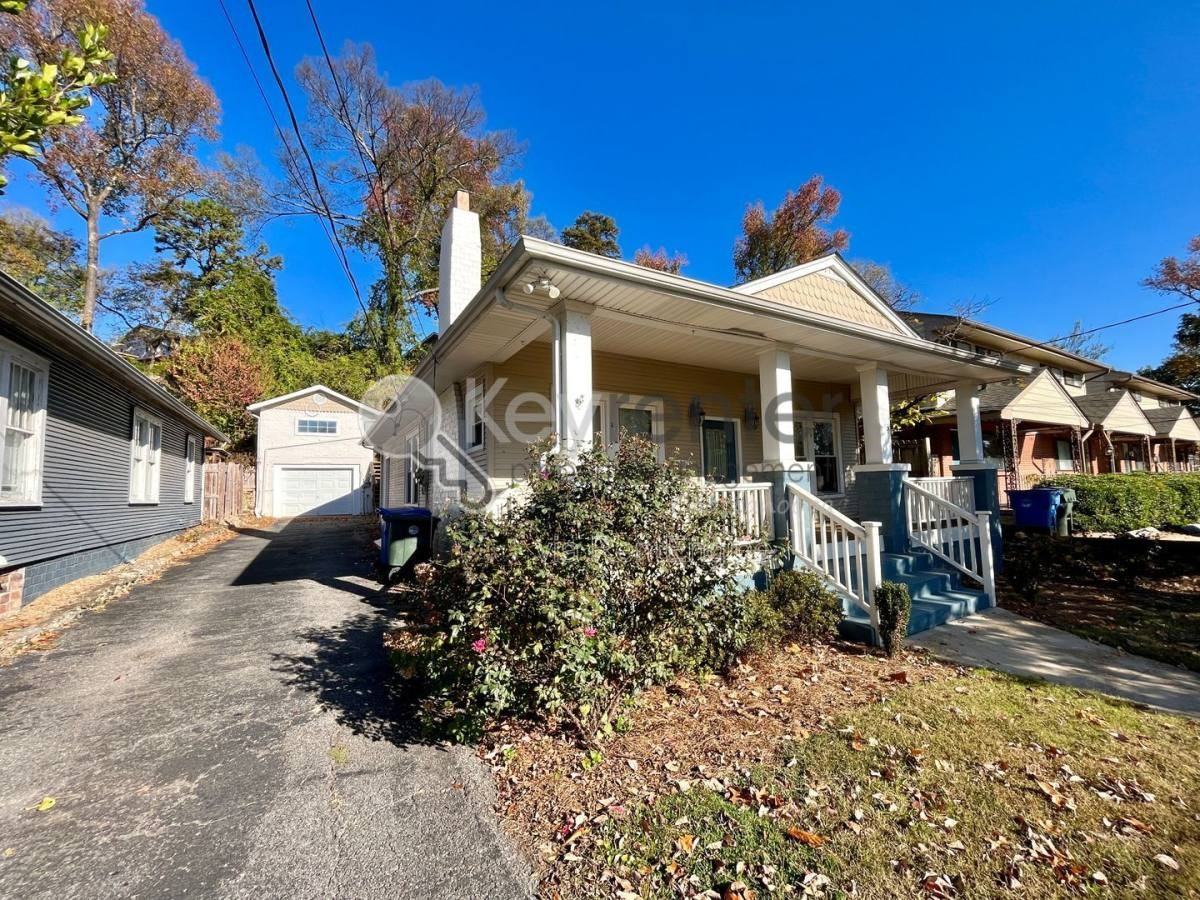 705 Barton Ave - Photo 2 of 10