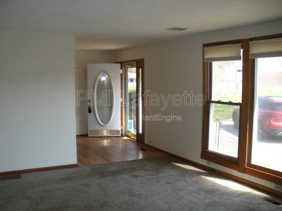 11950 W 725 N - Photo 3 of 10