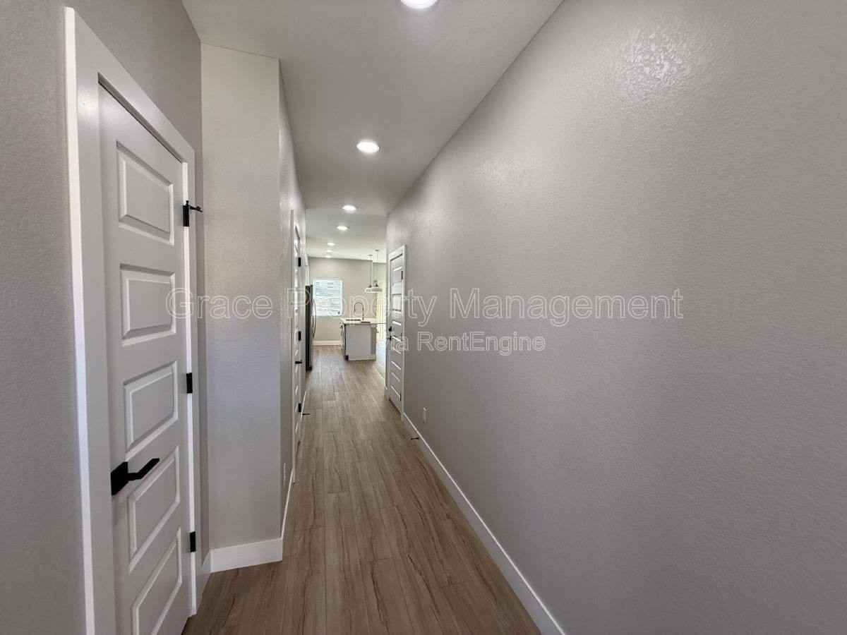 2820 W 53rd Ave - Photo 2 of 10