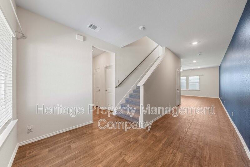 1327 Brown Pelican Way - Photo 4 of 33