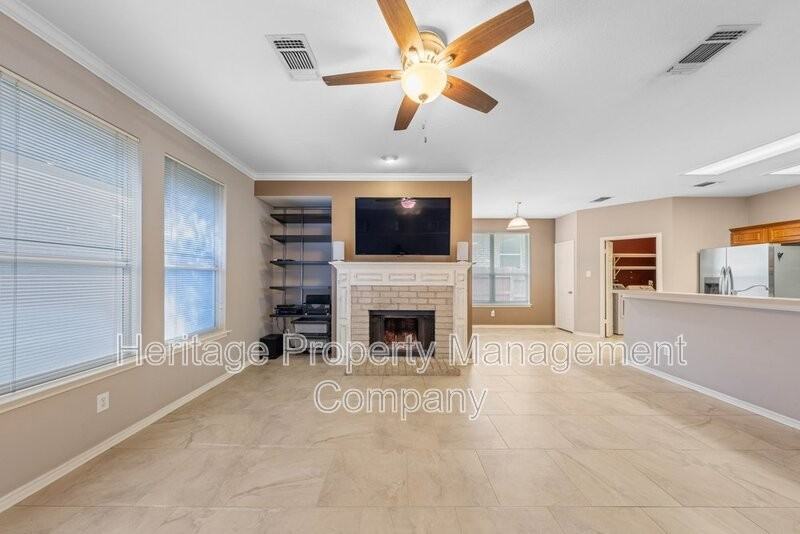 12219 Stable Fork Dr - Photo 7 of 31