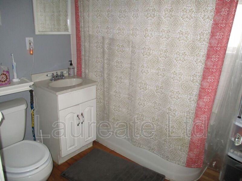 953 Garfield St - Photo 5 of 8