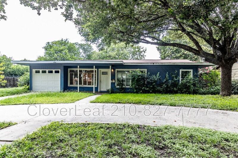 319 Bryn Mawr Dr - Photo 2 of 39