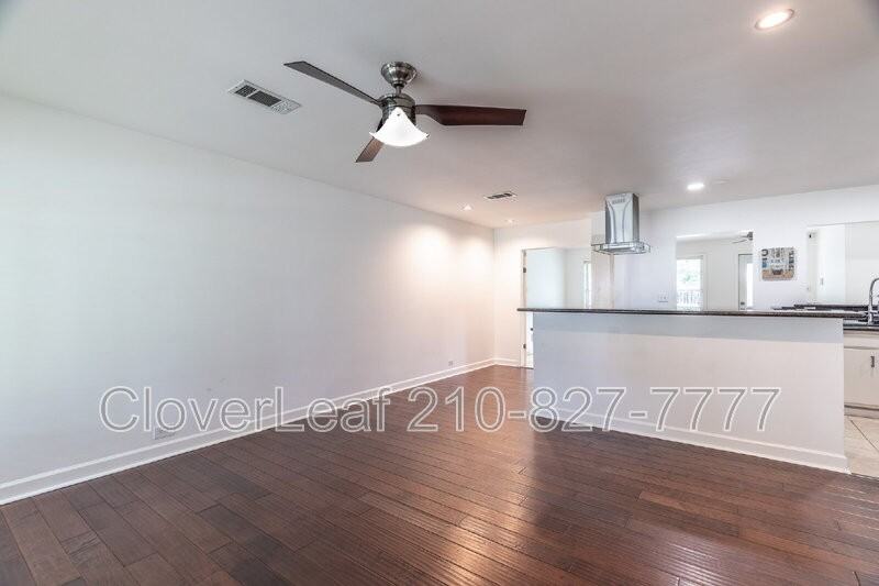 319 Bryn Mawr Dr - Photo 7 of 39