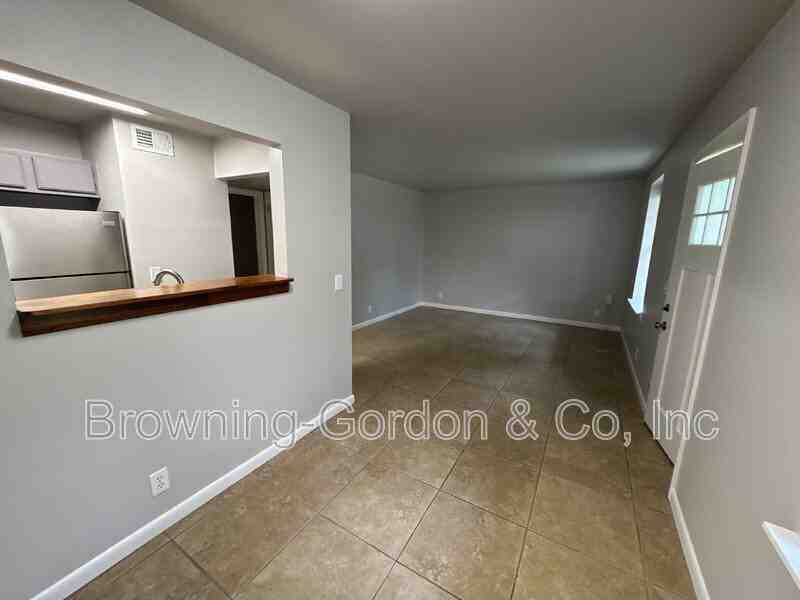 1308 Caldwell Ave - Photo 5 of 12