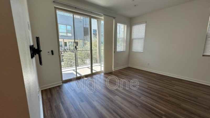 214 Placemark - Photo 4 of 24