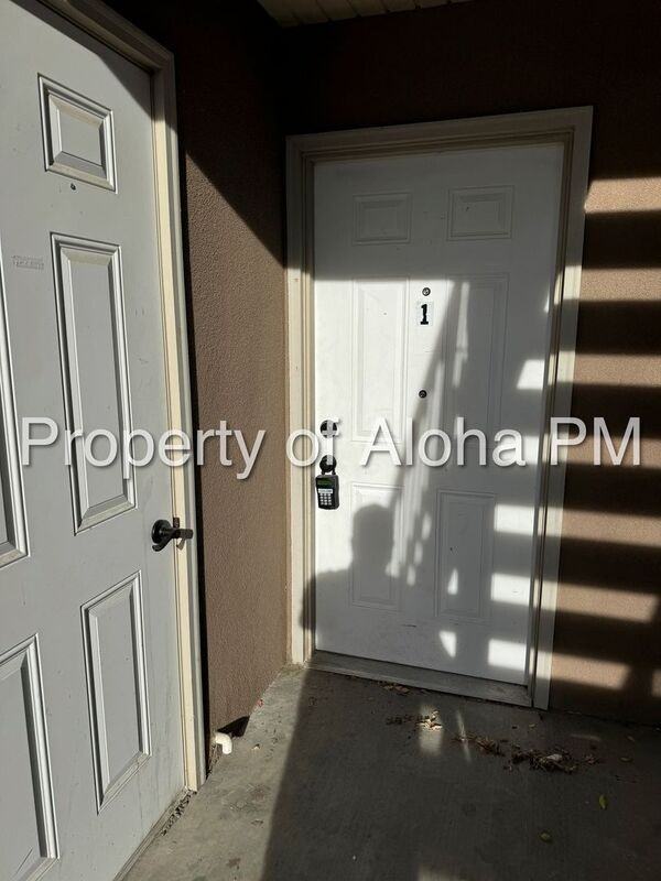 1071 W Pine Ave #1 - Photo 2 of 17