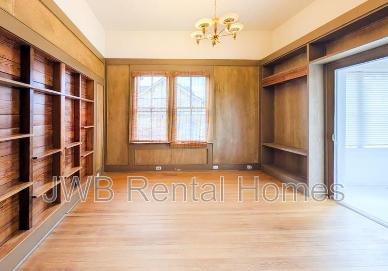 1619 Challen Ave - Photo 5 of 16