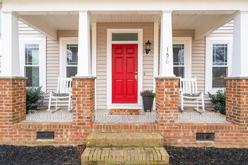 156 Haywood Ln - Photo 2 of 33