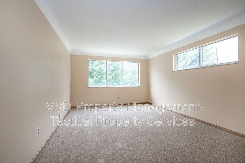 19758 Maple Heights Blvd #UP - Photo 2 of 21