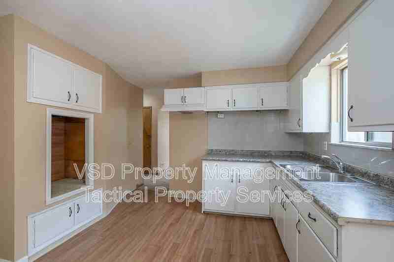 19758 Maple Heights Blvd #UP - Photo 7 of 21
