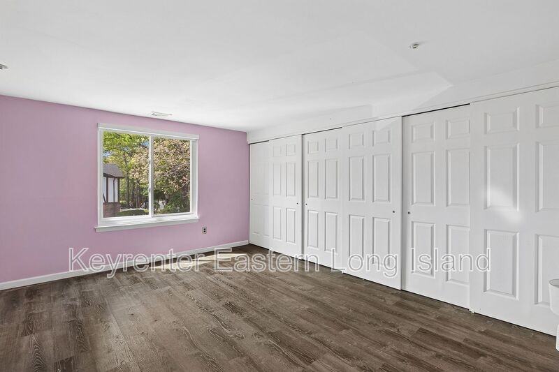 104 Birchwood Rd - Photo 3 of 4
