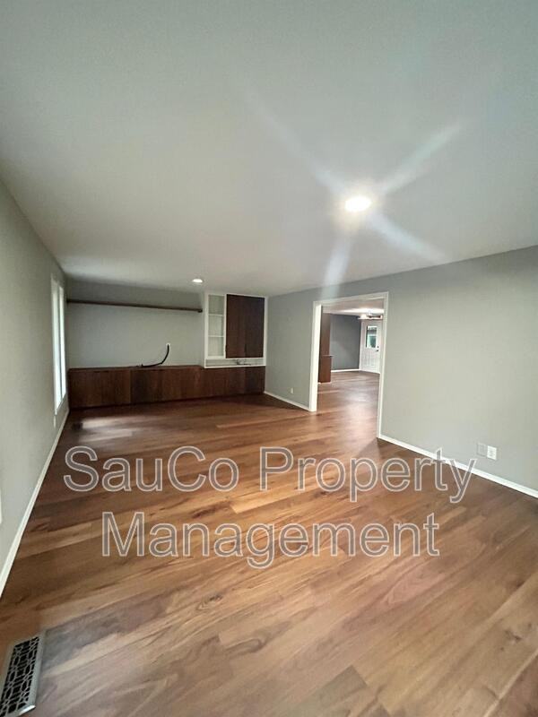 515 Se 26th Ave - Photo 7 of 21