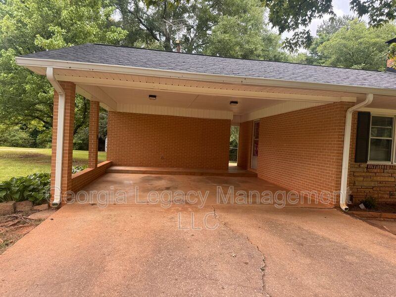 126 Ridgeway Church Rd - Photo 6 of 40