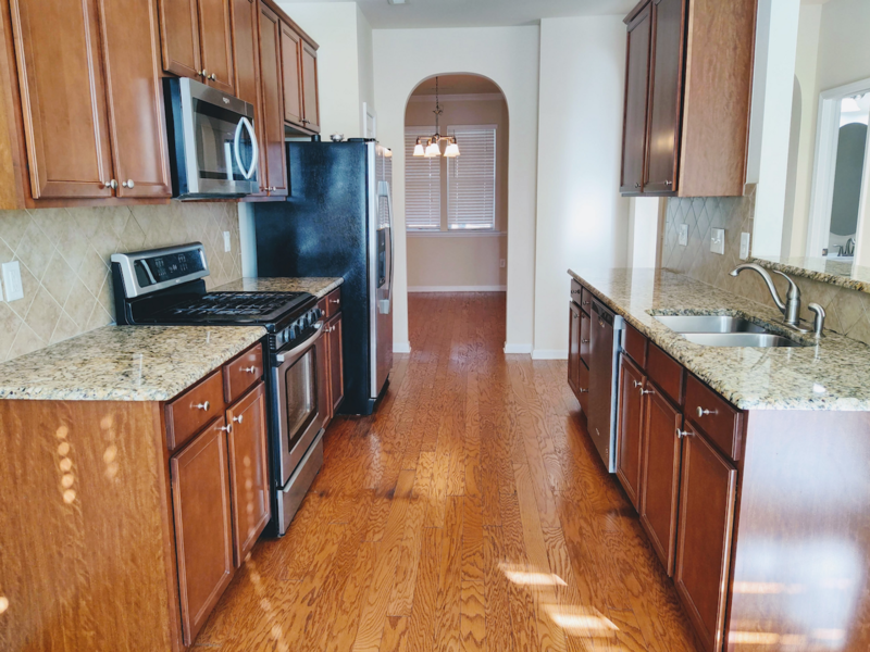 320 Hammond Oak Ln - Photo 2 of 18