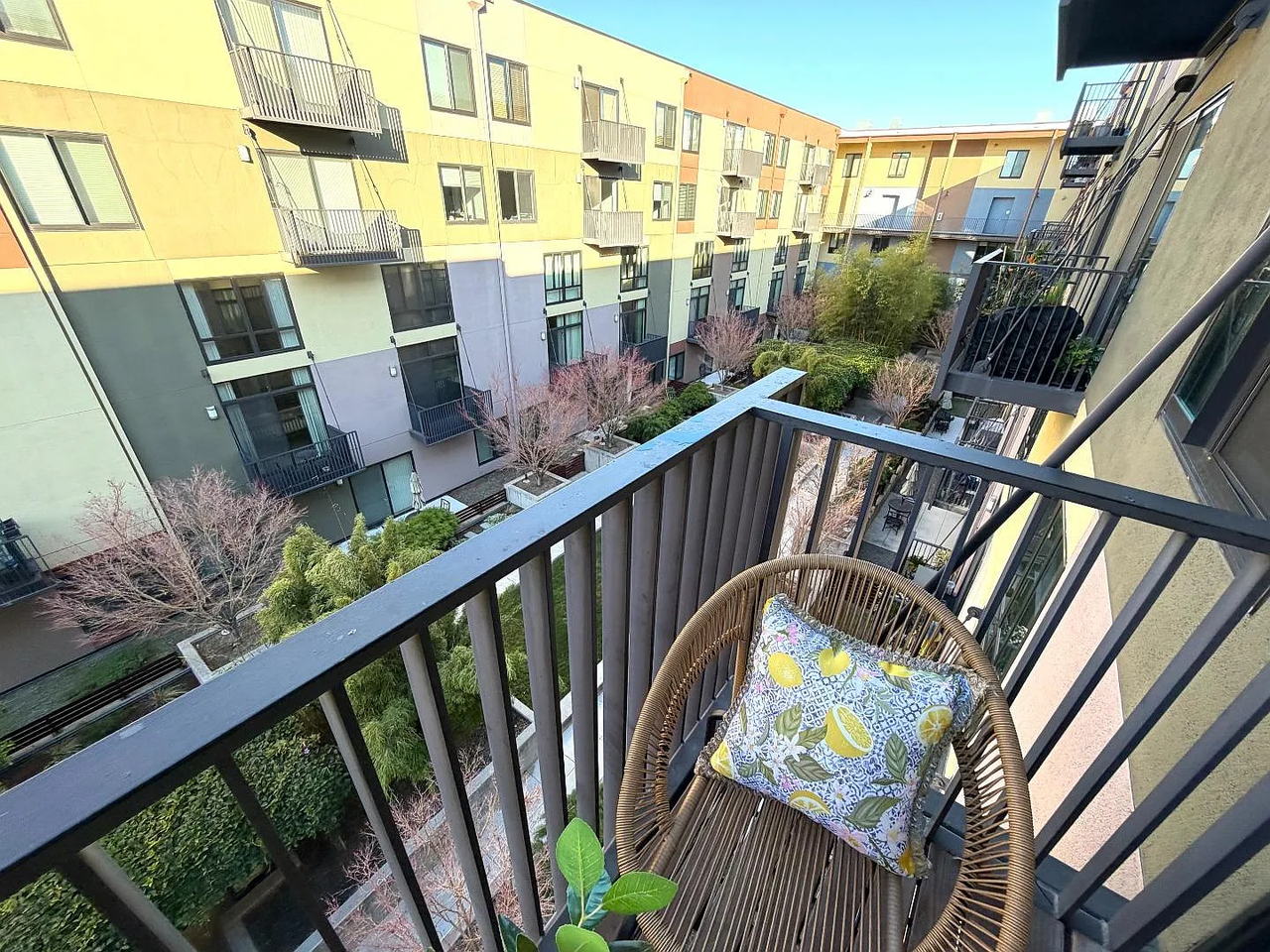 88 Bush St - Photo 6 of 8