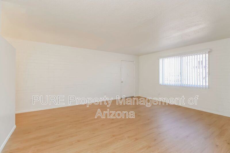 221 E 2nd Ave #9 - Photo 4 of 26