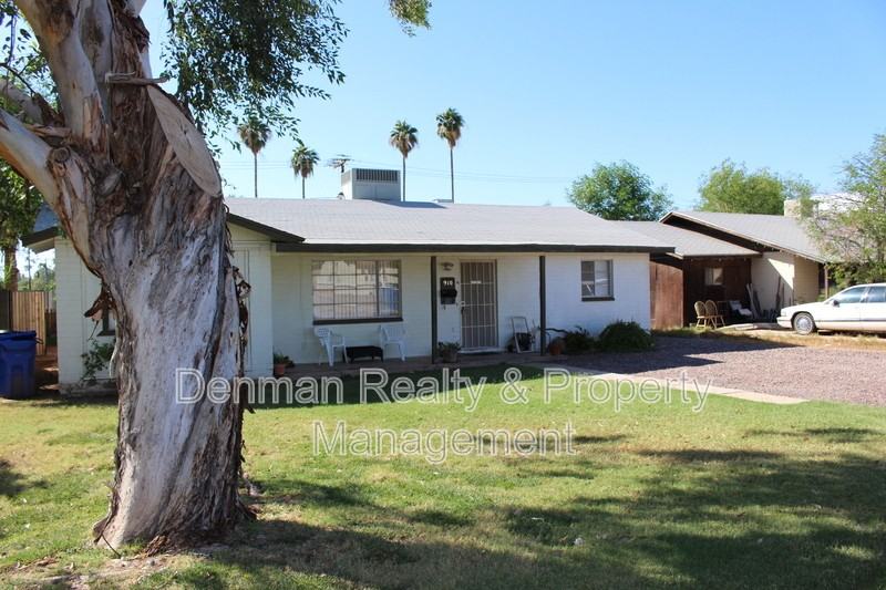 910 S Una Ave - Photo 2 of 22