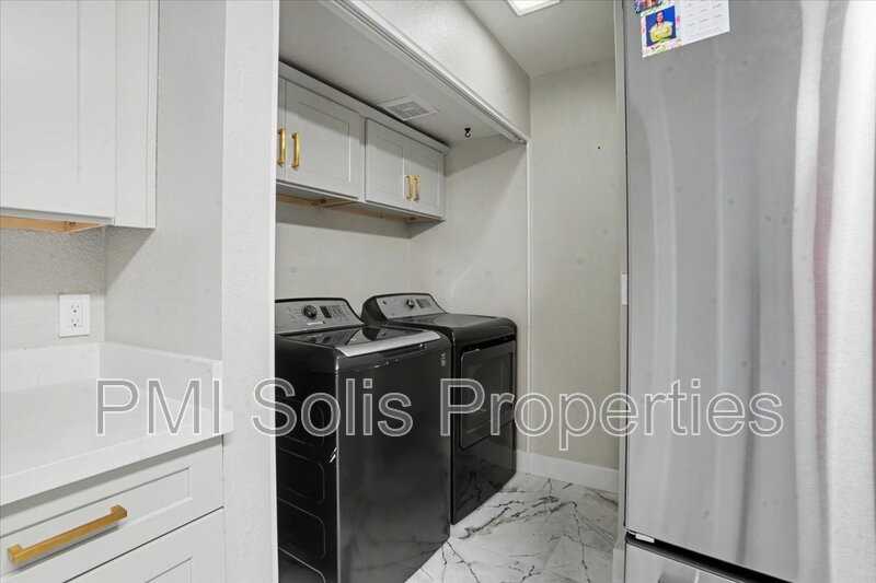 1510 E Taro Ln - Photo 5 of 16