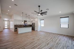 2418 E Amelia Ave - Photo 1 of 1