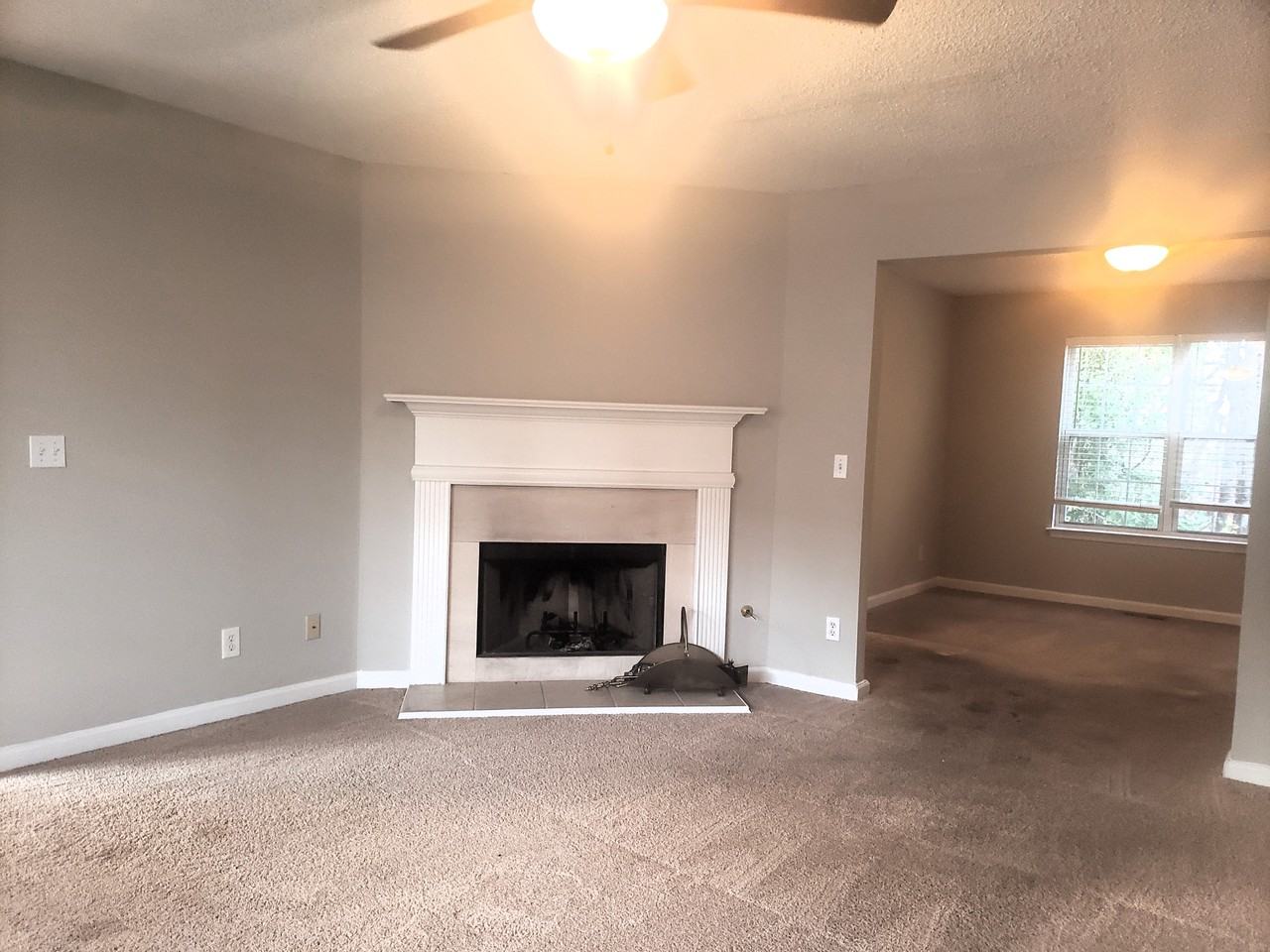 229 Bainbridge Cir - Photo 5 of 27