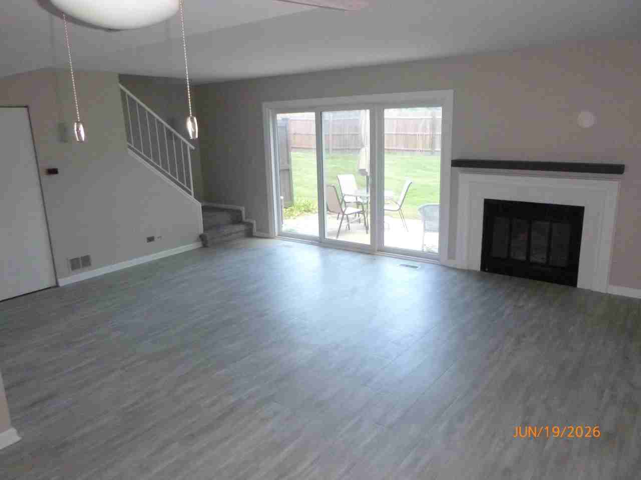 1529 Crab Tree Dr - Photo 3 of 15