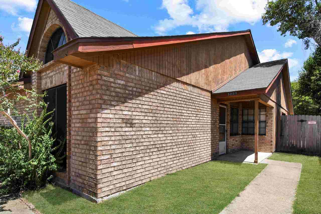 5209 Canyon Creek Dr - Photo 3 of 28
