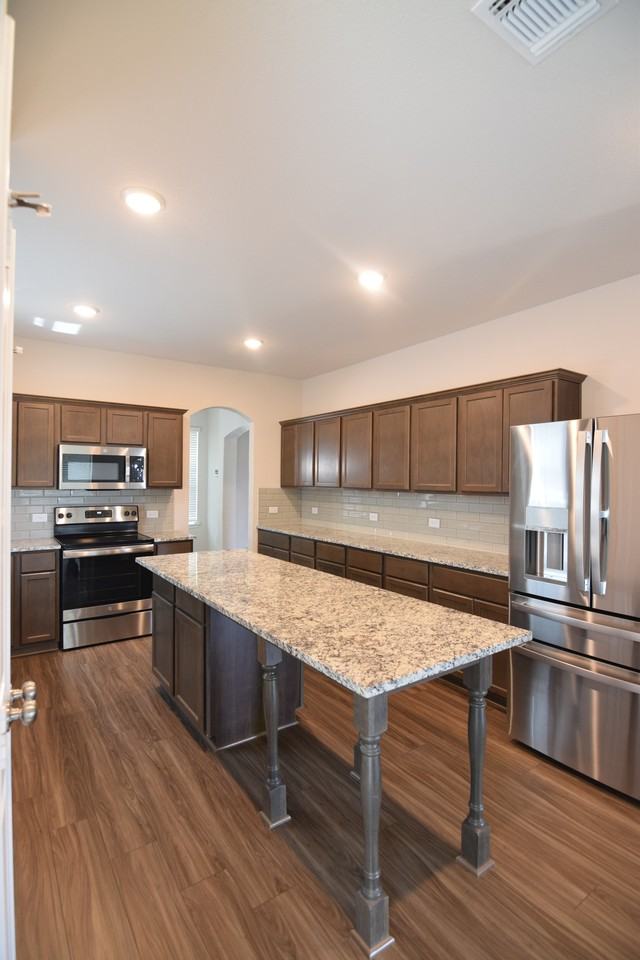 6700 Mcgregor Loop - Photo 6 of 33