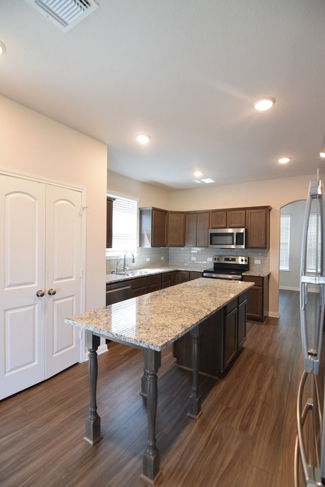 6700 Mcgregor Loop - Photo 7 of 33