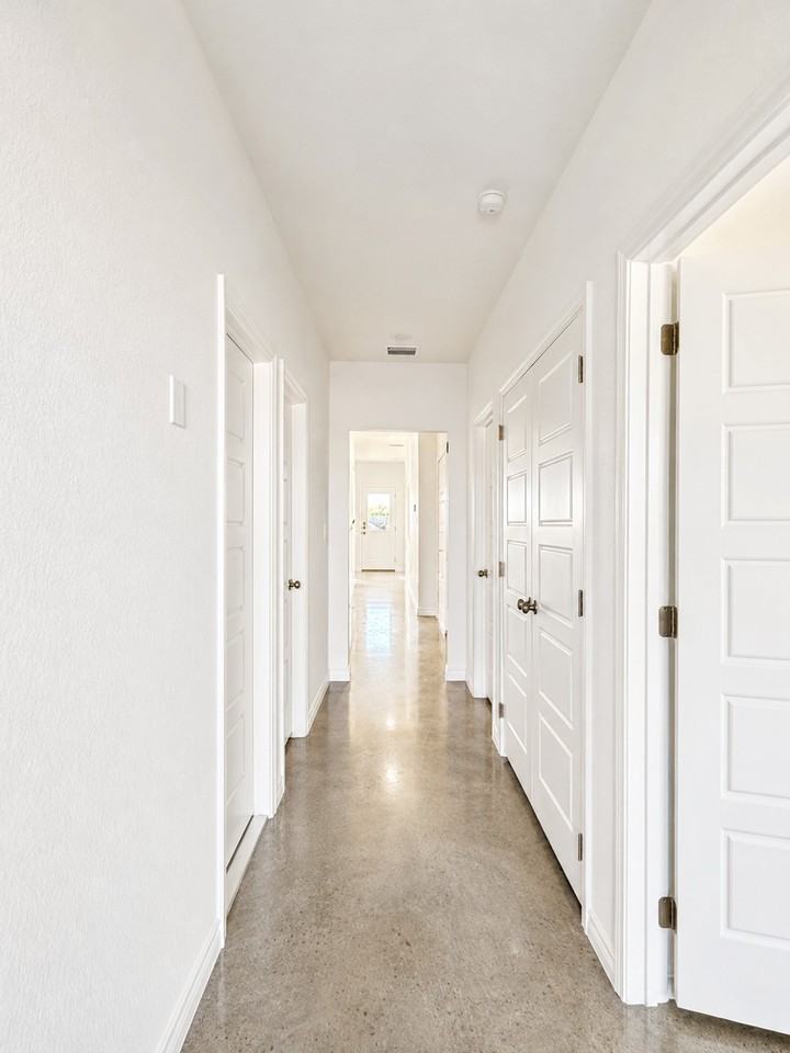 3802 American Elm Dr - Photo 4 of 5