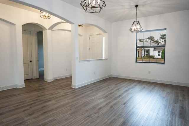 913 Buckhurst Dr - Photo 7 of 43