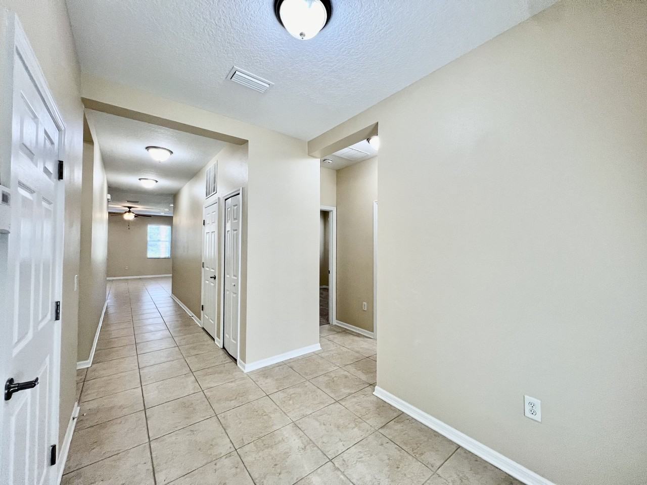9606 Oak Glade Ave - Photo 3 of 32