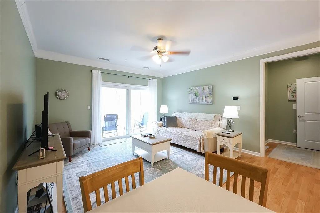 3111 Pennington Dr - Photo 4 of 18