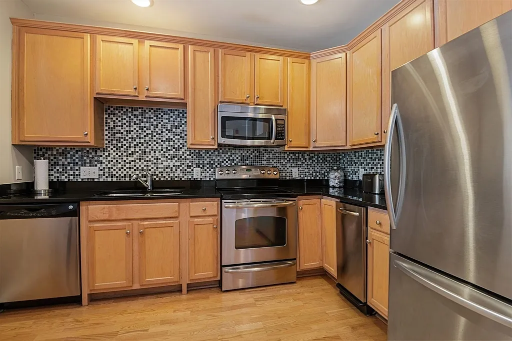 204 Clocktower Dr - Photo 4 of 20