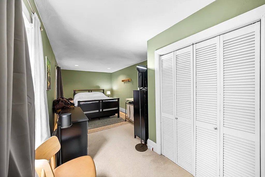 397 Main St - Photo 3 of 12