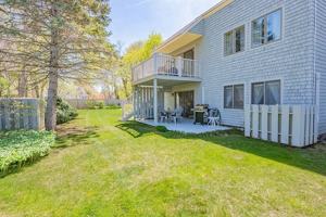featured image of 48 Landing Ln