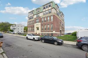 featured image of 58 Almont St