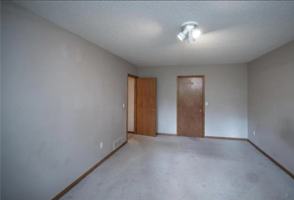 featured image of 705 Grundhoefer Ct #NA