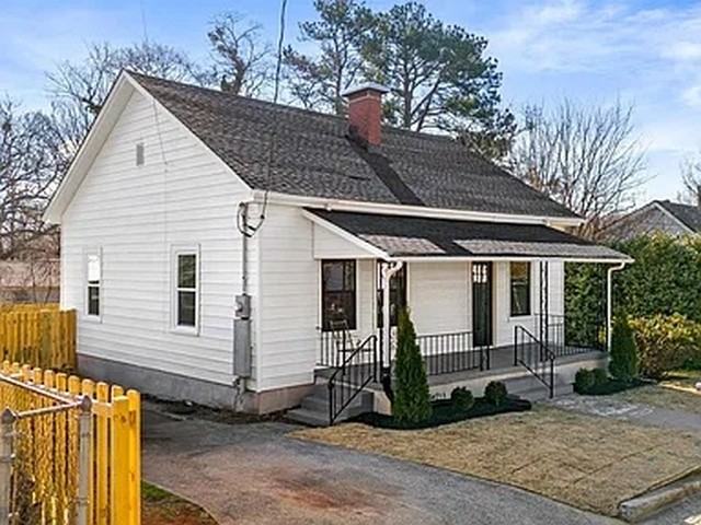 6 10th St - Photo 2 of 26