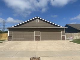 featured image of 1305 N Azena St #1305