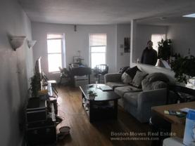 Saint Cyprians Pl. & Columbus Ave. #4R - Photo 1 of 1