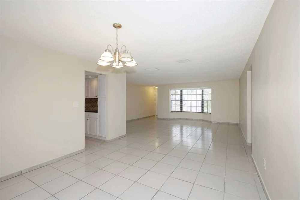 21278 Sw 91st Ave #NA - Photo 5 of 13
