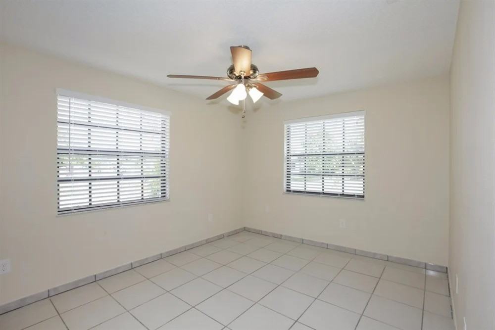 21278 Sw 91st Ave #NA - Photo 7 of 13