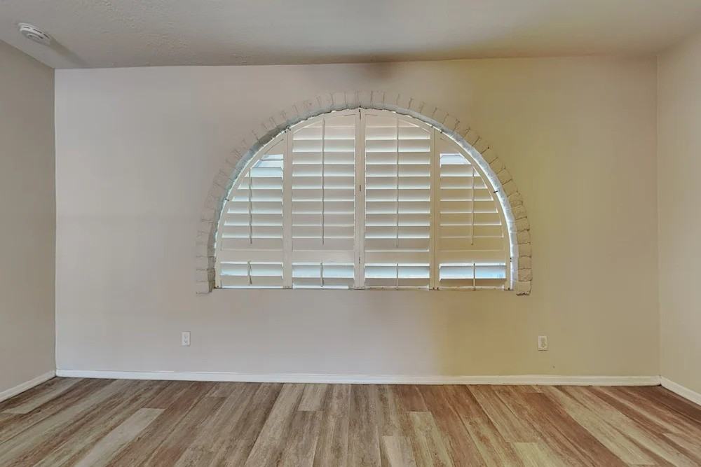 5630 W Vogel Ave #NA - Photo 7 of 12