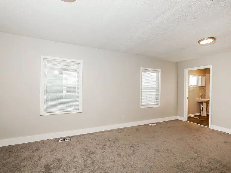 2323 N Arsenal Ave #NA - Photo 4 of 14